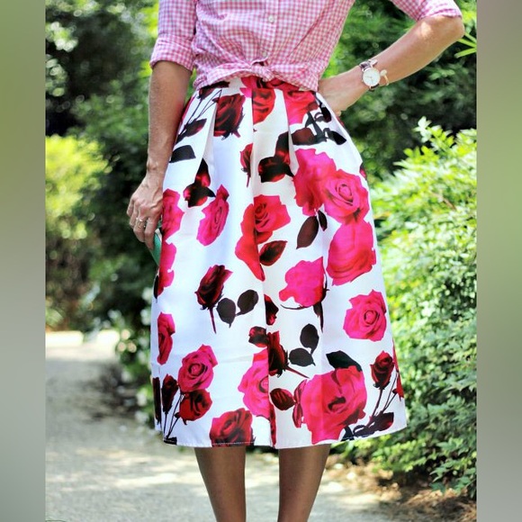 San Joy Dresses & Skirts - SAN JOY hi-lo bow front full floral skirt